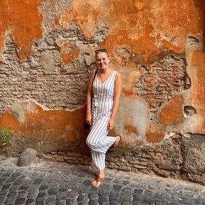 Meet your Posher, Sarah rose